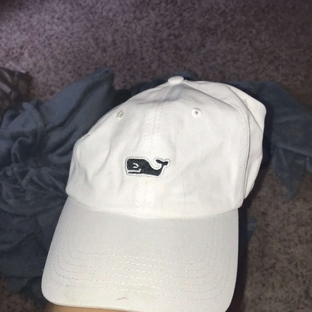 vineyard vines hat